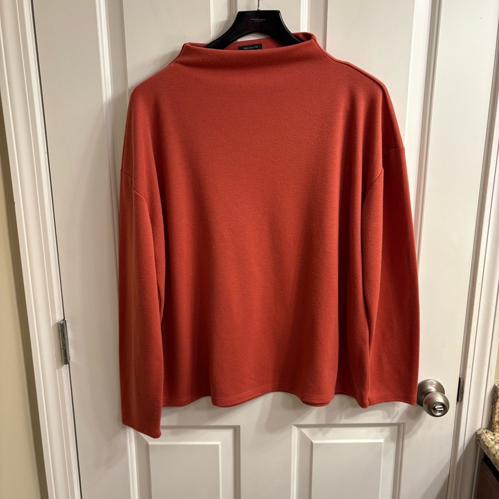 Ann Taylor Coral Knit Top XL